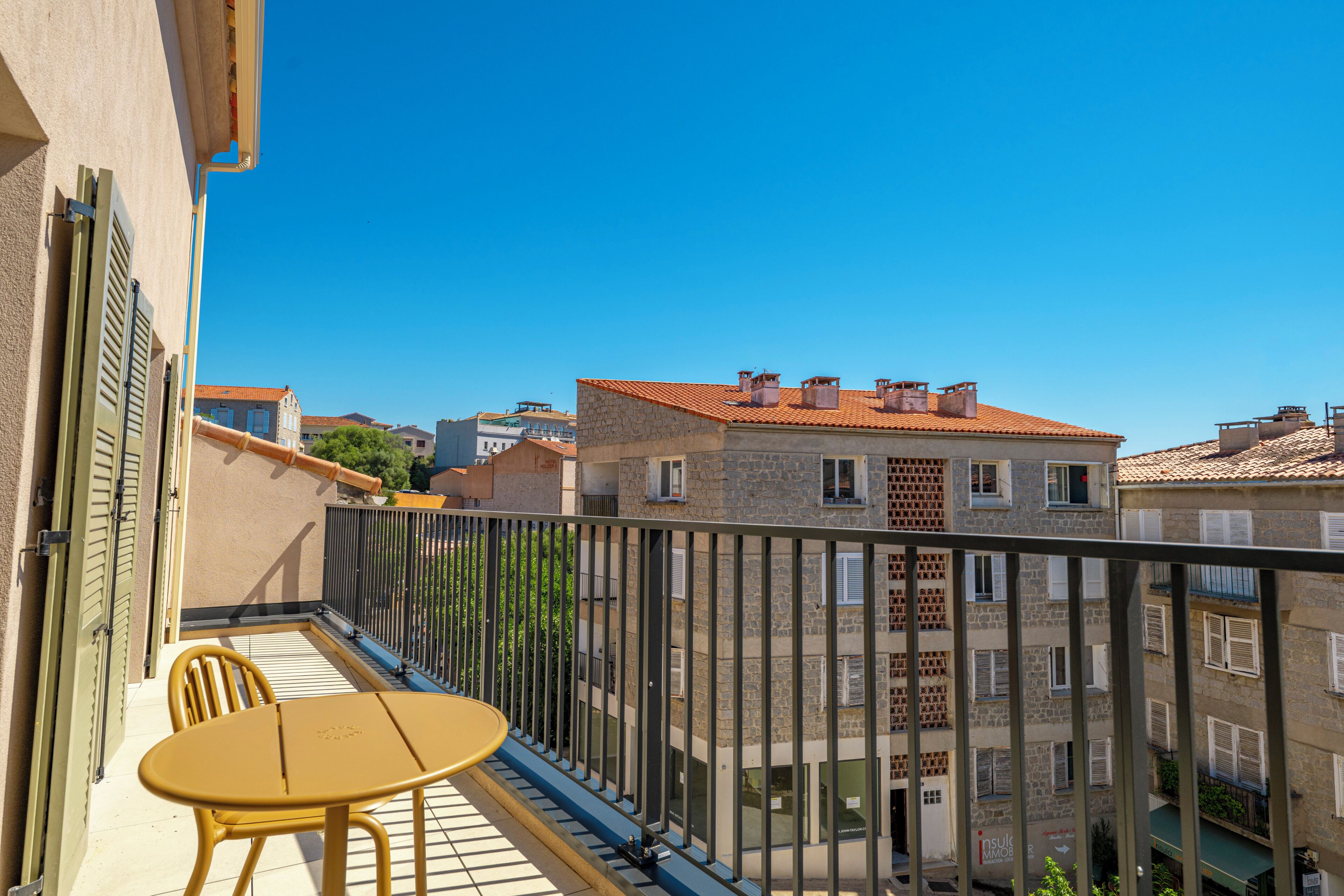 Dúplex, 4 habitaciones | Zona de estar