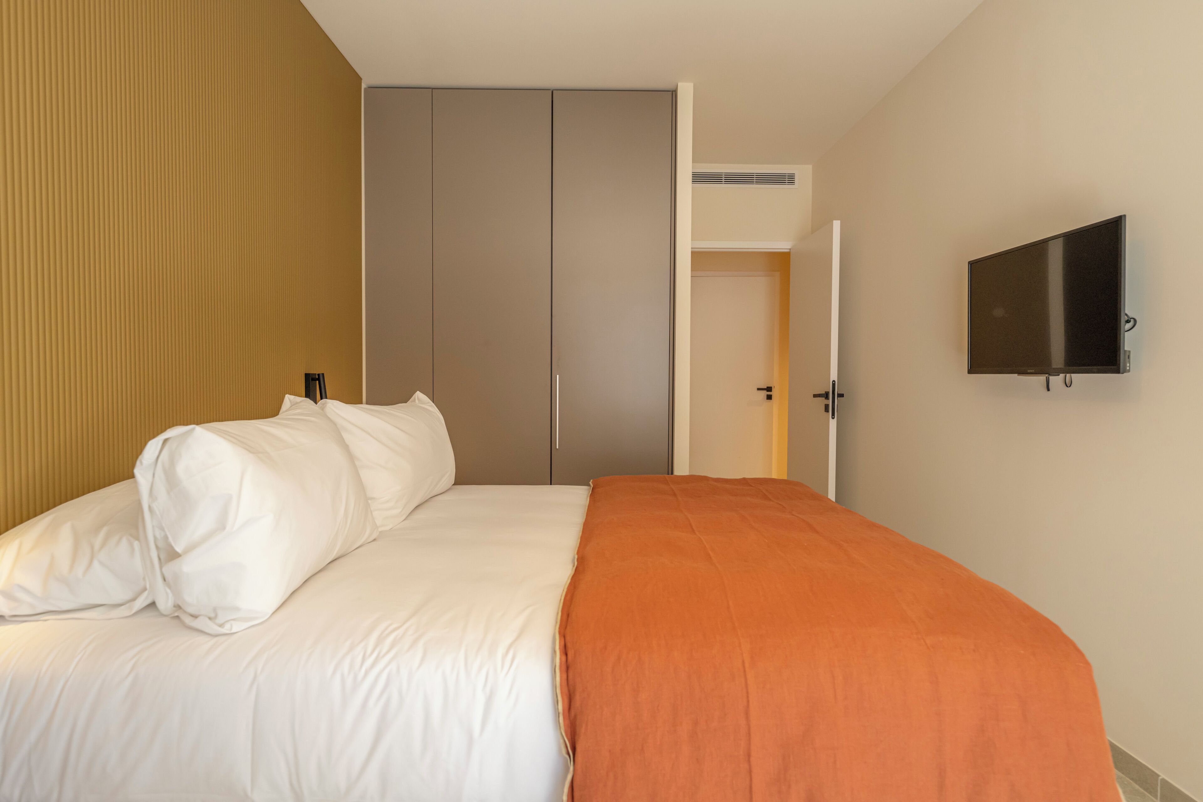 In-room safe, iron/ironing board, cribs (free), WiFi (free)