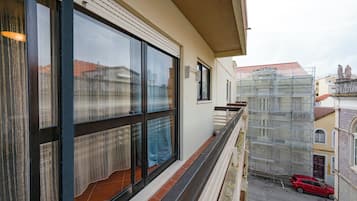 Apartemen, pemandangan kota | Balkon