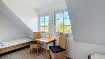 2 bedrooms, Internet