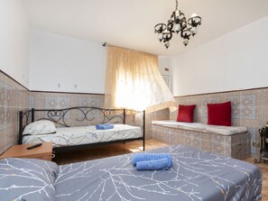4 bedrooms, Internet - Vacation home Isabel by Interhome (Miami Platja)