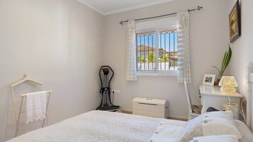 3 chambres, Wi-Fi, draps fournis