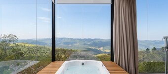 Cabin With Panoramic View of the Sierra Vst043