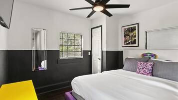 Iron/ironing board, WiFi, bed sheets