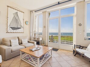 TV - Amazing sea view, family home for 10 (Le Croisic)