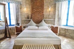 Deluxe Double Room, Pool View - Alacati Degirmen Otel (Alaçatı)