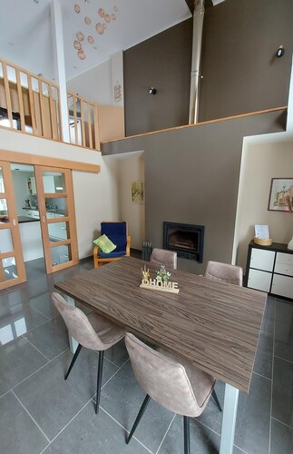 Maison cosy 4 pers. au cœur des Ardennes françaises. Buanderie local vélo proche Rocroi et Belgique