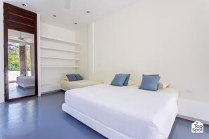 Iron/ironing board, internet, bed sheets