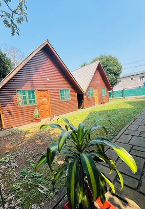 Exterior - Cabins downtown area - Iguazú (Puerto Iguazú)