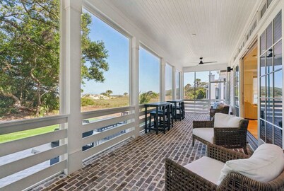 Sea Dip Cottage Oceanfront 4BR 3.5BA
