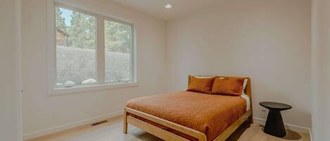 單棟房屋, 多張床, 露台, 山景 (Sophie Lake Chalet)