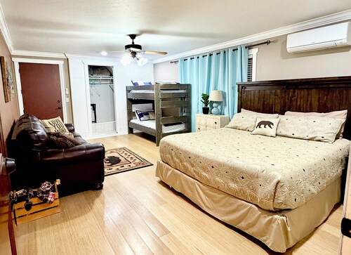 Sports Court • Sleeps 32  •Lake Views/Trail access