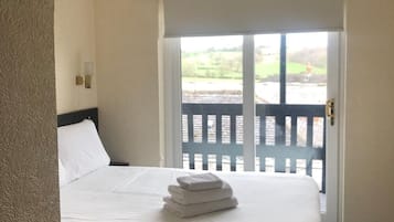 Standard Single Room | Free WiFi