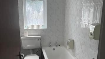 Articles de toilette gratuits, savon, shampoing, papier toilette