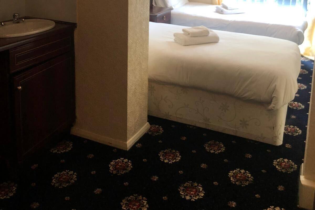 Comfort Twin Room | Free WiFi