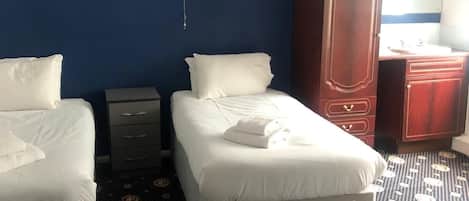 Family Room | Free WiFi