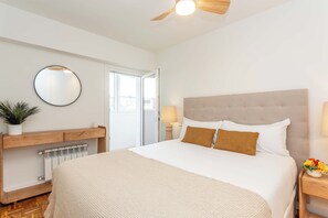Room - A light-filled three-bedroom on the edge of Cuatro Caminos and Tetuán, with open views, a private terrace and a sleek new kitchen and bathroom, a short walk from the Castellana and many shopping streets. (MADRID)