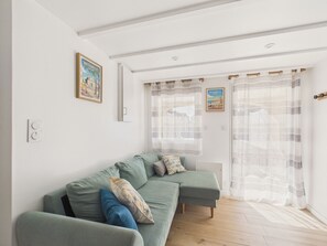 TV - Beach 500m away, house for 4 with garden (Bretignolles-sur-Mer)