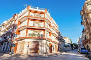 Apartment, Balcony, City View | Exterior