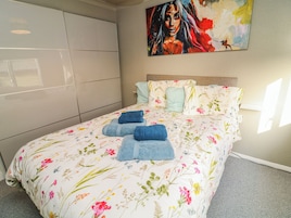 1 bedroom, individually decorated, individually furnished, free WiFi