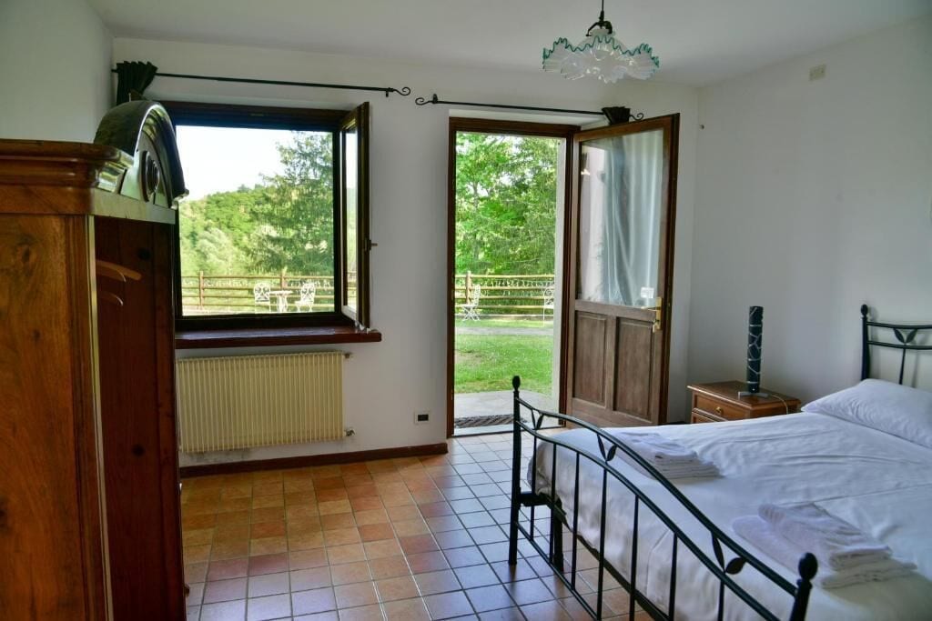 Doppia Deluxe, vista collina | Tende oscuranti, Wi-Fi gratuito