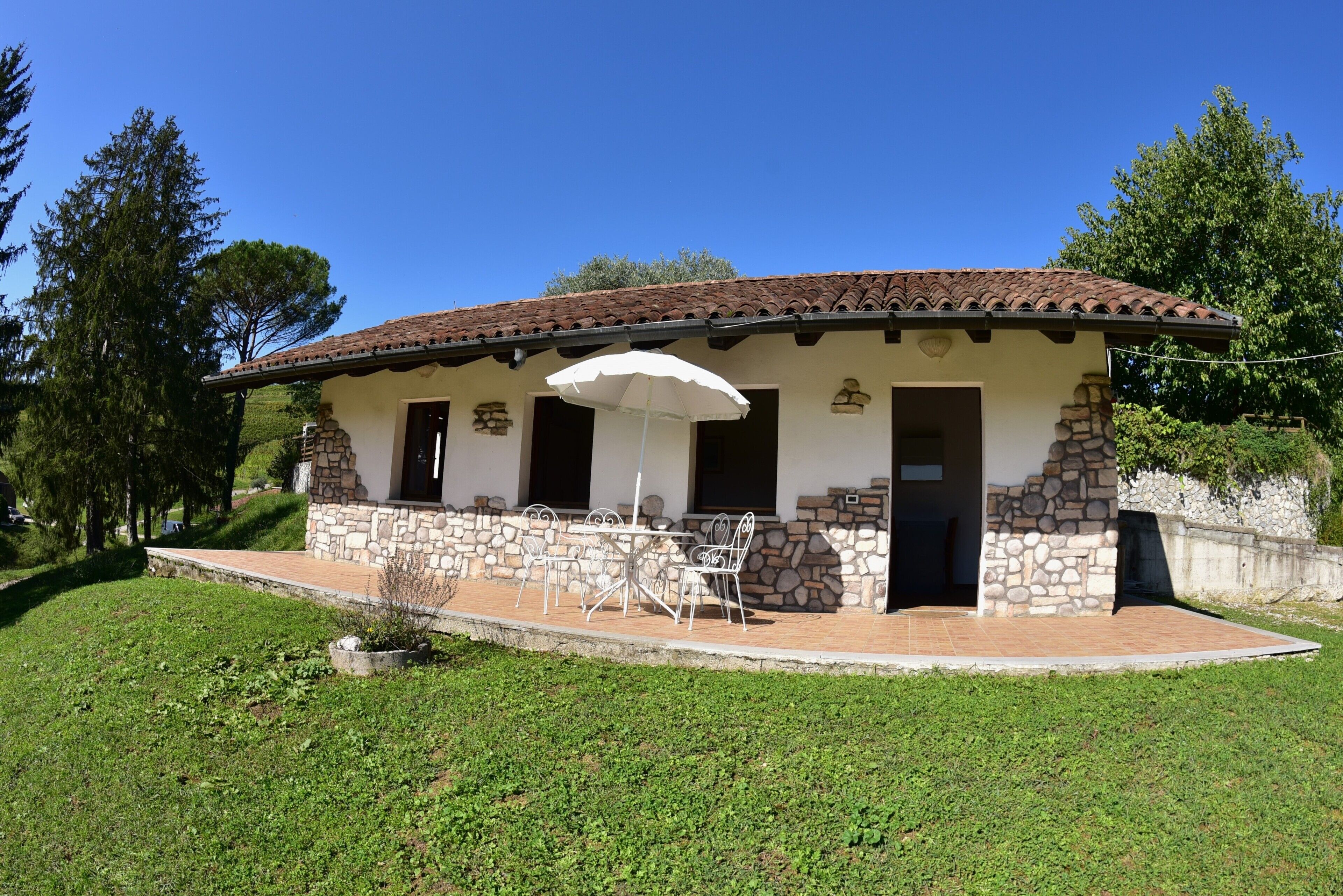 Family Chalet, Hill View