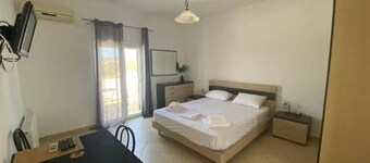 Waves – Cozy Island Retreat in the Heart of Kythira