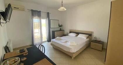 Waves – Cozy Island Retreat in the Heart of Kythira