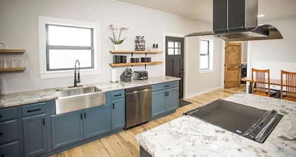 NEW!! Peaceful 3-bedroom cabin just minutes from the Buffalo National River