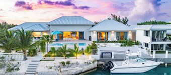 Turks & Caicos Waterfront Villa, Pool, Private Dock & Pickleball