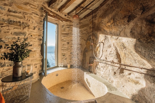 Villa Eugenia - Pool e Garden Retreat in Como ...