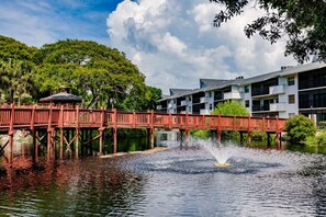 Exterior - Park Shore Resort-Top Floor-Great Views BLDGF #345 (Park Shore Resort)