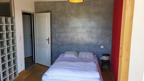 Room - Holiday Home “Belle Villa 160” with Private Pool, Shared Terrace and Wi-Fi (Blars)