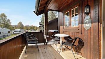 Basic-Bungalow | Speisen im Freien