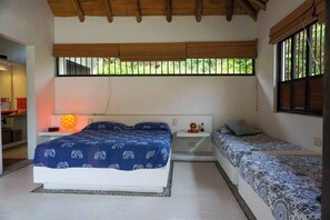 Iron/ironing board, WiFi, bed sheets - TopSpot® con Linda Vista al valle En Entrepuentes! (Apulo)