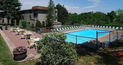 Weirs beach retreat