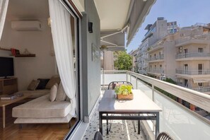 Outdoor dining - S P ART Boutique Acropolis (Athina)