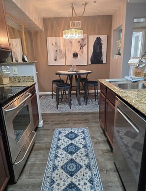 Fridge, microwave, oven, stovetop - Cozy Tempe Condo King Bed, Pool & Gym Near ASU & Sonoran University Medical (Tempe)
