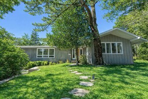 Exterior - Chic Boho Escape Minutes to Nauset Beach! (Orleans)