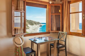 Dining - Villa Maria Apt 8 (Ligres)