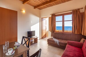 TV - Villa Maria Apt 10 (Ligres)