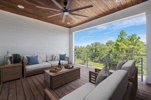 Property grounds - The Coastal Collective • Rooftop Deck & Poolside Living on 30A (Santa Rosa Beach)