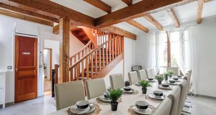 BigHouse* Paris Disneyland, Villepinte Expo, CDG