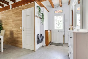 Interior - BigHouse* Paris Disneyland, Villepinte Expo, CDG (Aulnay-sous-Bois)