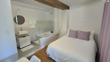 Standard Suite, 1 Double Bed, Non Smoking, Pool View