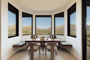 Dining - Sedona's Crown Jewel - Luxury New Build, Pool, Spa (Sedona)