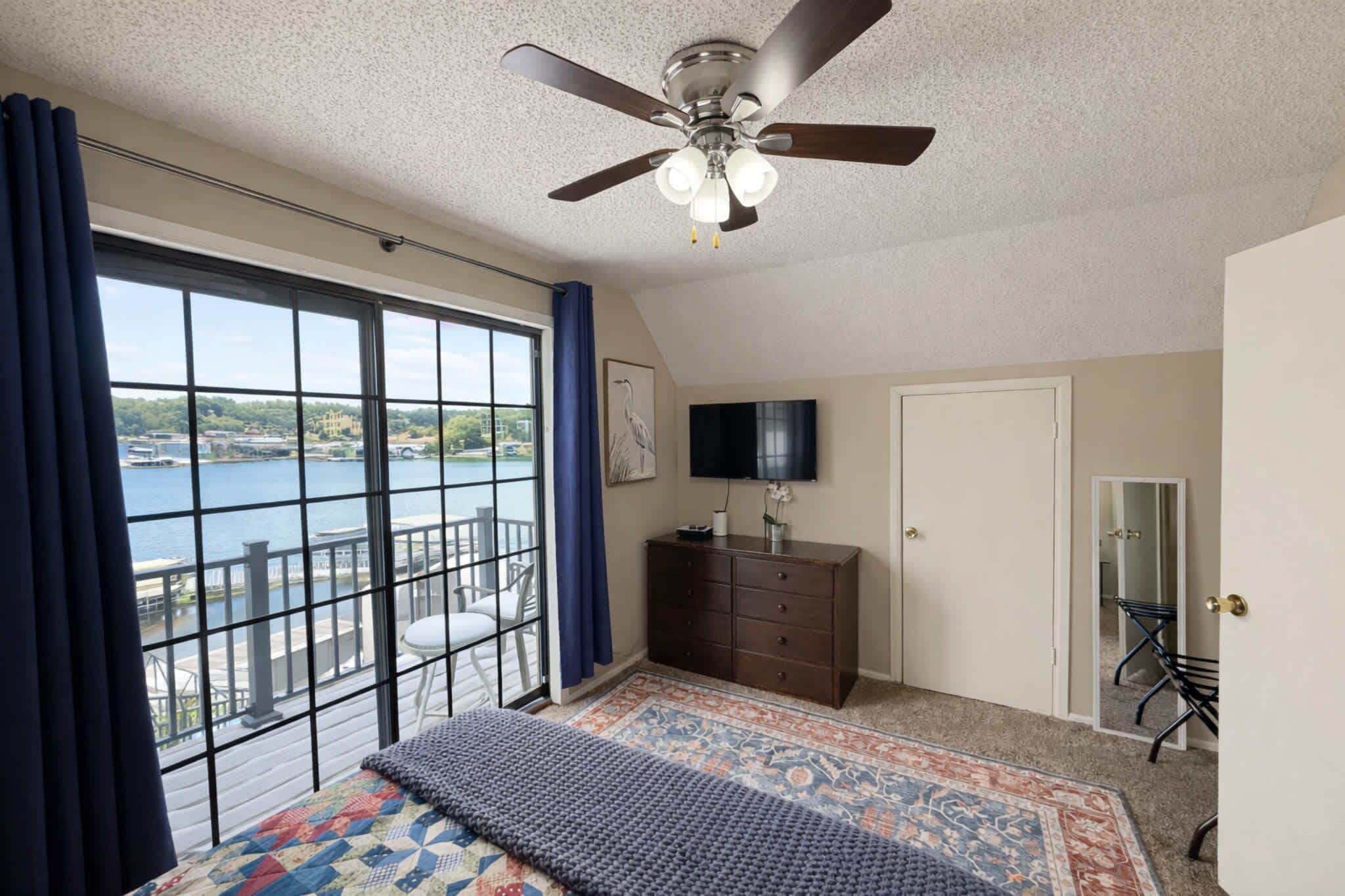 House, Multiple Beds, Hot Tub (A-Frame of Mind)