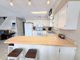 Casa, várias camas, banheira de imersão (A-Frame of Mind) | Cozinha privada