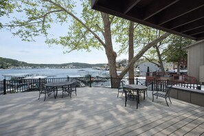 Casa, varias camas, bañera de hidromasaje (A-Frame of Mind) | Vistas desde la habitación