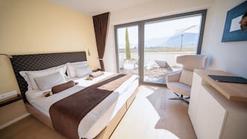 1 quarto, Wi-Fi de cortesia, roupa de cama